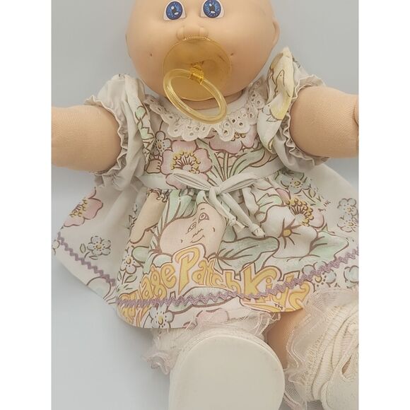 Cabbage Patch doll 1978 1982 Bald Preemie Baby With pacifier - Picture 3 of 10
